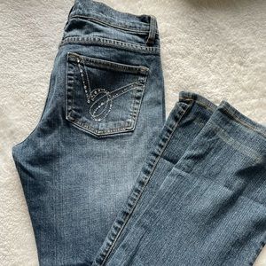 vintage bebe low rise jeans - bedazzles on the back area
